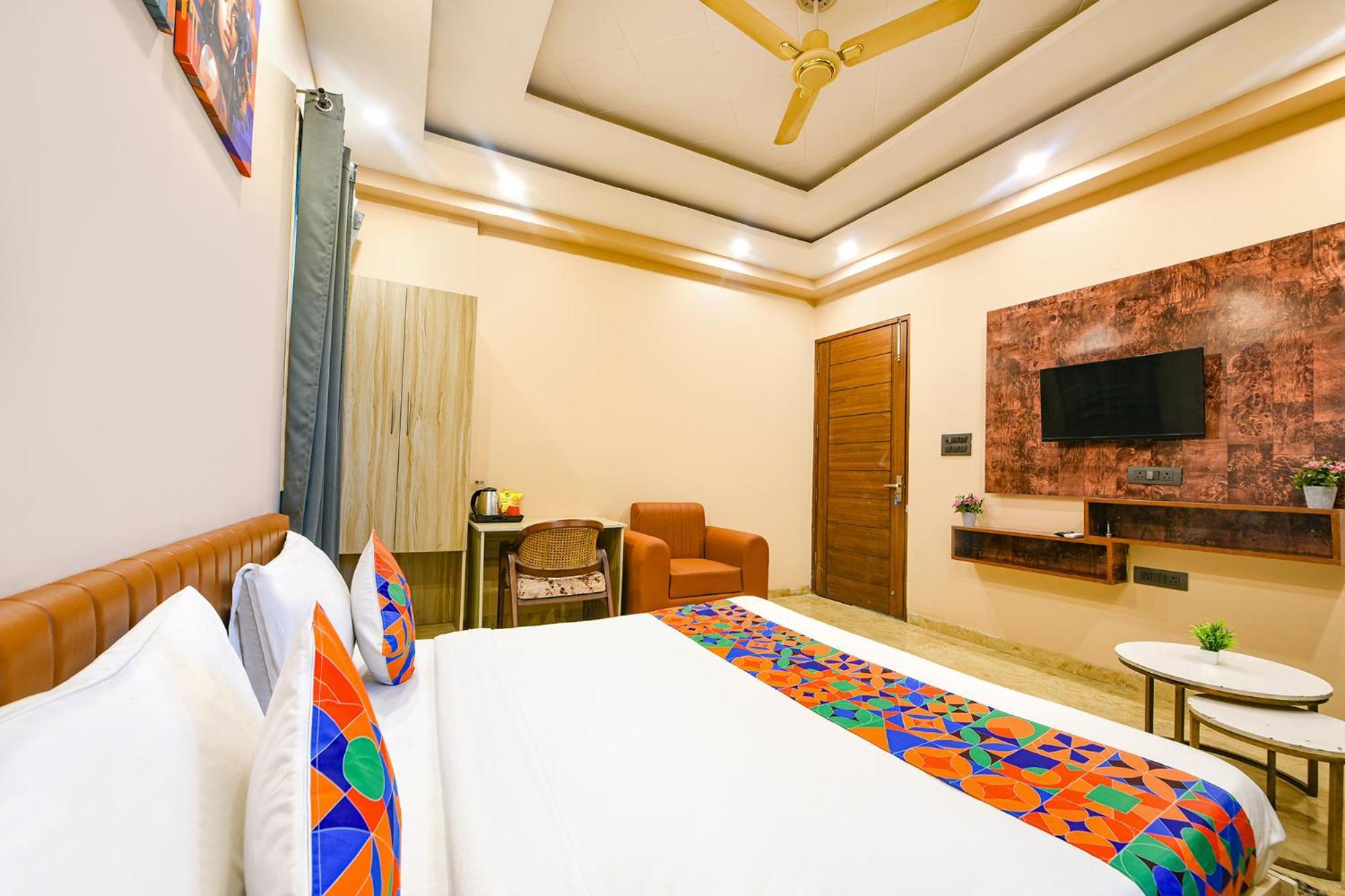 Fabhotel Vibe Noida Luaran gambar